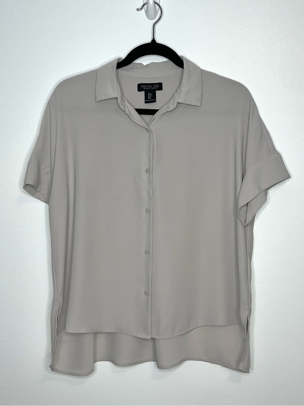 Rachel Zoe Short-Sleeve Button Up Shirt Blouse Light Gray Women’s Size Small